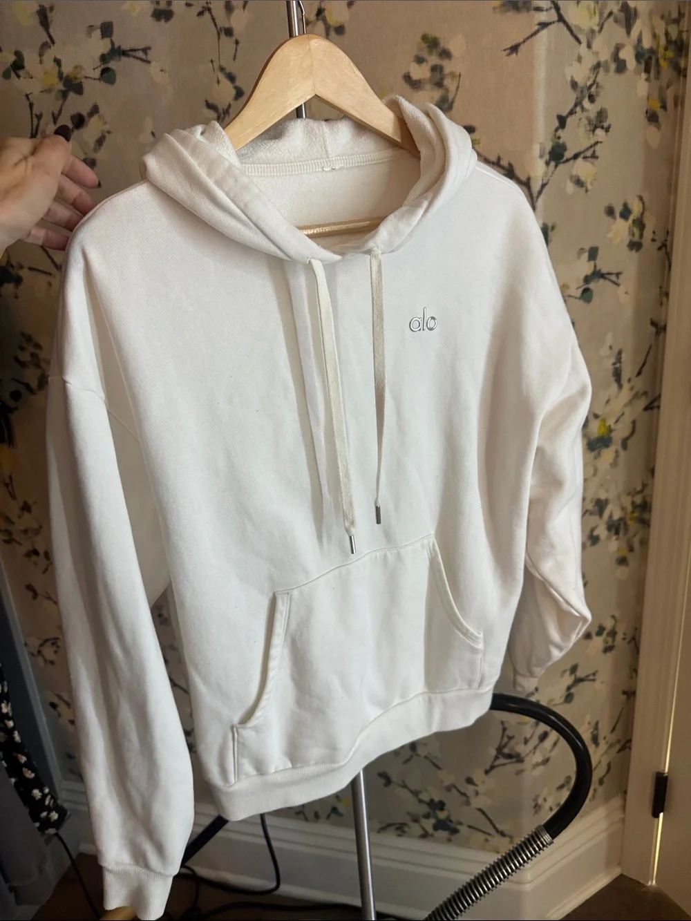 Alo White Cozy Hoodie with matching sweatpants.